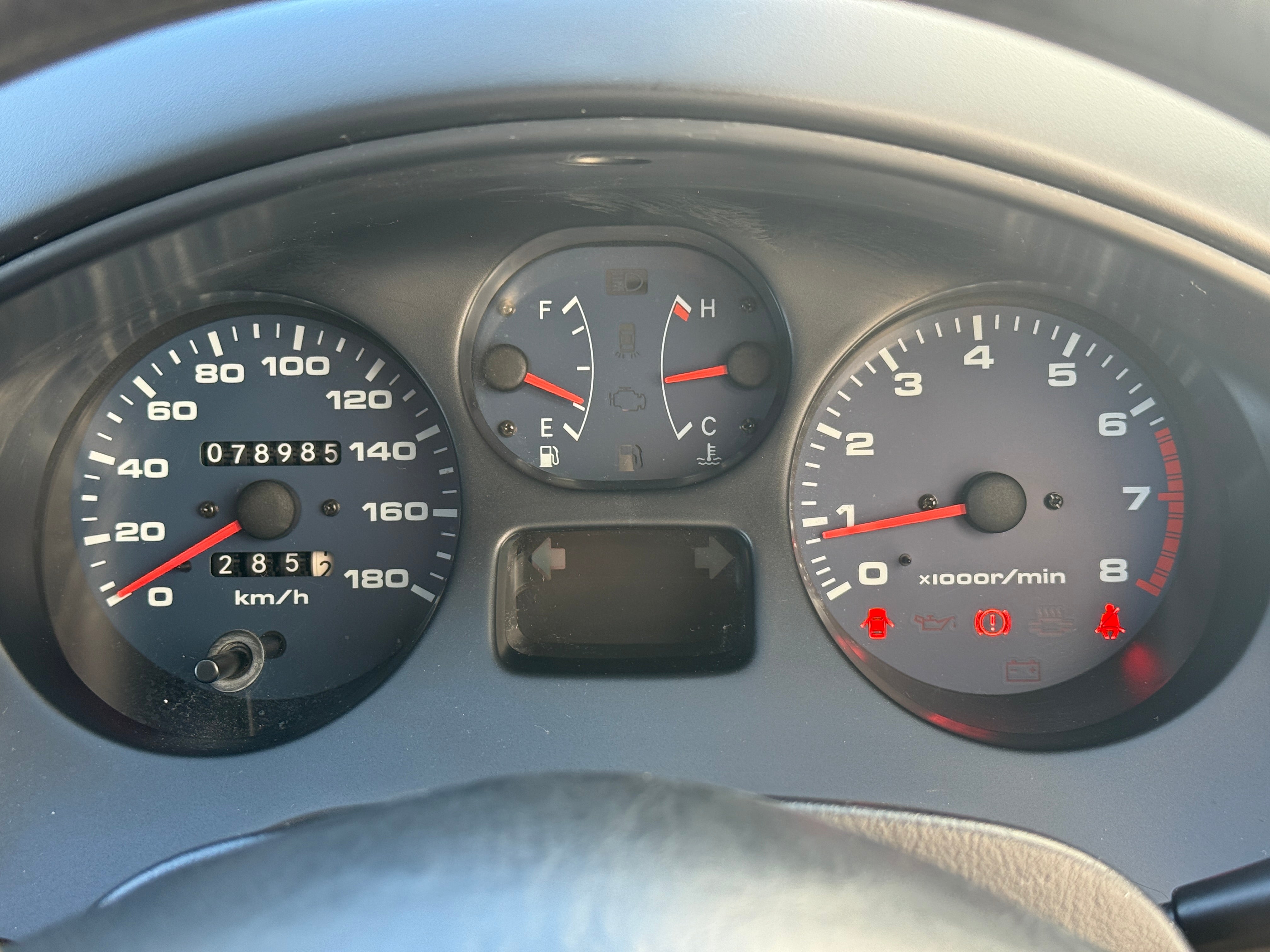 1998 Toyota Rav4 AWD 5MT Stk#13700