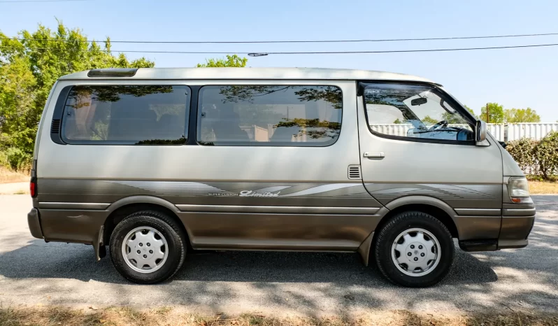 1996 Toyota Hiace Passenger Van 2.4L Factory RHD full