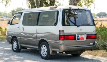 1996 Toyota Hiace Passenger Van 2.4L Factory RHD full