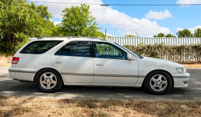 1997 Toyota Mark II Qualis AWD 2.5L Factory RHD full