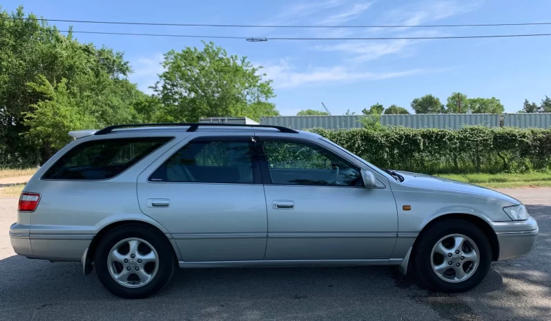 1997 Toyota Camry Gracia Wagon Factory RHD full