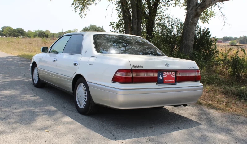 1996 Toyota Crown Royal Saloon Luxury Sedan RHD full