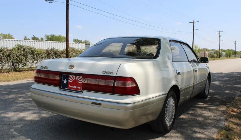 1997 Crown Royal Saloon Luxury Sedan Factory RHD full