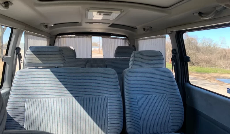 1995 Toyota Hiace Passenger Van full