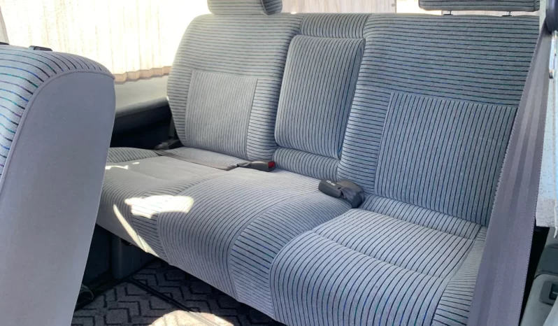 1995 Toyota Hiace Passenger Van full