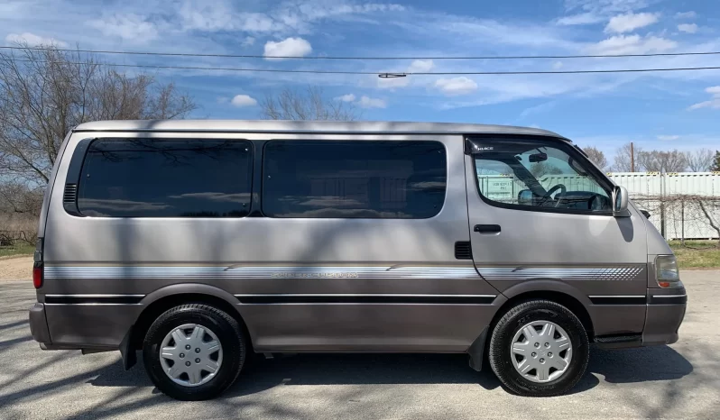 1996 Toyota Hiace Passenger Van full