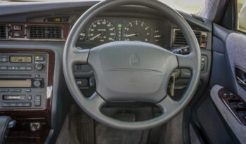 1997 Toyota Crown Royal Saloon Luxury Sedan RHD 1JZ-GE full