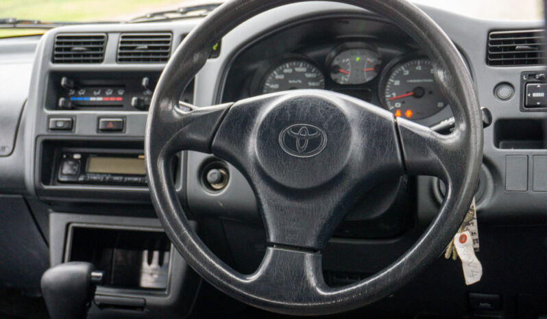 1998 Toyota RAV4 AWD X-Over Factory RHD full