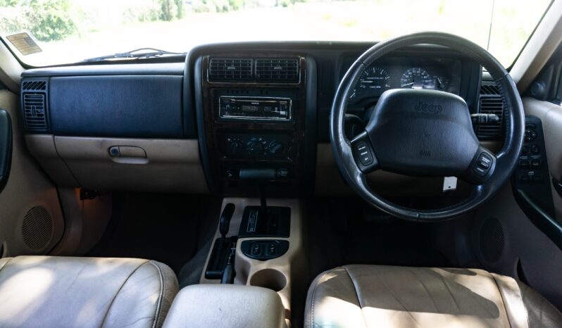 2000 Jeep Cherokee XJ 4×4 Factory RHD full