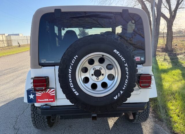 2001 Jeep Wrangler Sahara 4×4 Factory RHD full