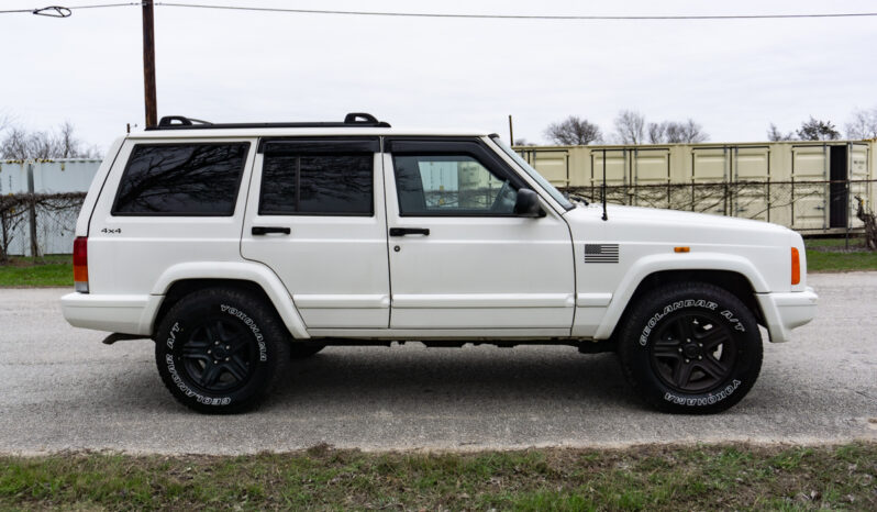 2001 Jeep Cherokee XJ 4×4 Factory RHD full